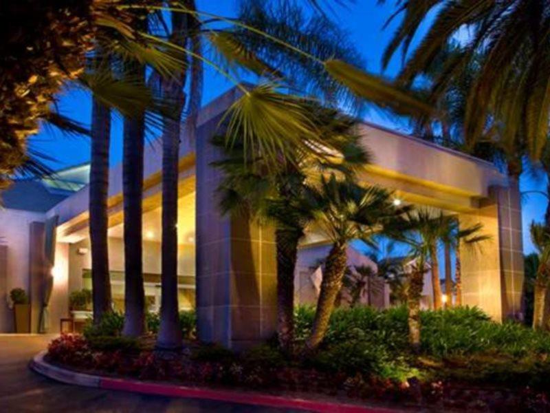 Karlan - A Doubletree By Hilton San Diego