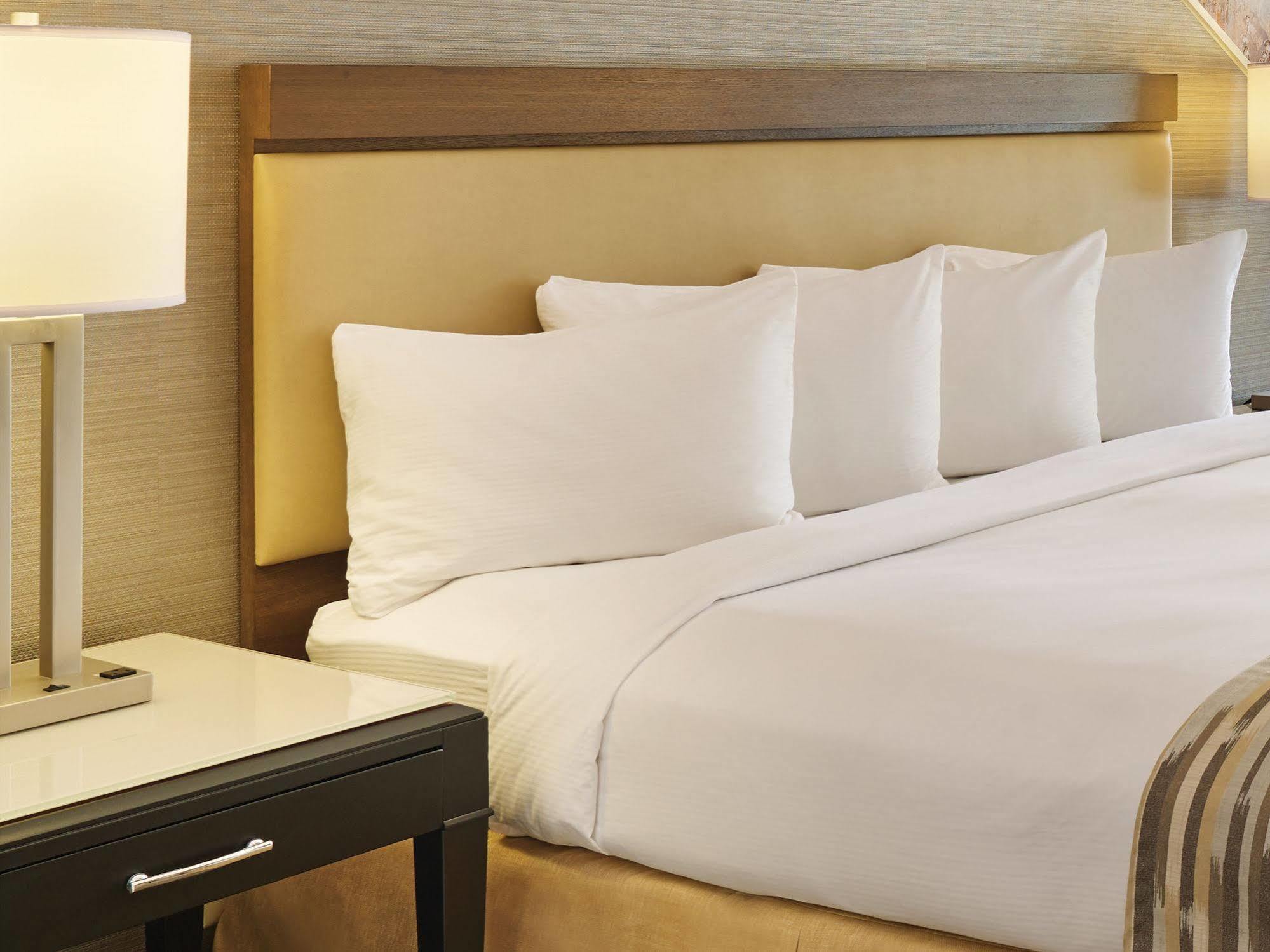 Resort Karlan - A Doubletree By Hilton San Diego